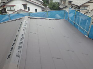 屋根カバー工法の種類って？