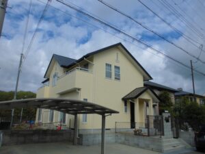 【外壁・屋根塗装】淡い黄色の外壁で明るくイメージチェンジ（神戸市北区）